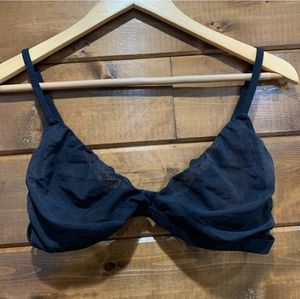 SKIMS NWOT Mesh Triangle Bralette